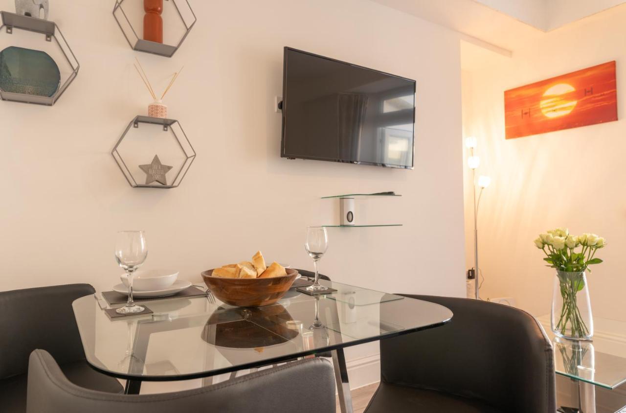 Ferienwohnung Highfield House - 1 Bed-Sleeps 2-Tjs20Hh Ilfracombe Exterior foto